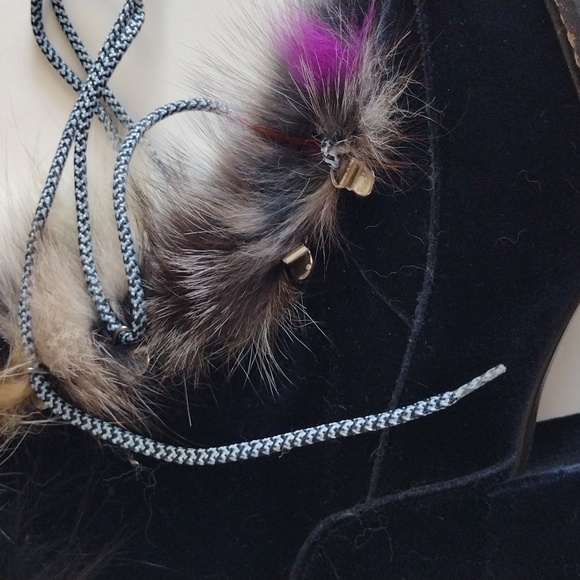 Stuart Weitzman Yukon navy suede booties 9 M - Picture 12 of 16